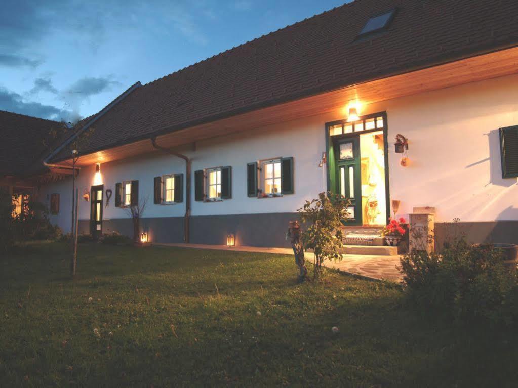 Sonnenhaus Grandl Appartement Feldbach  Buitenkant foto